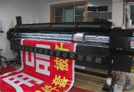 盐津喷绘广告分辨率是多少？